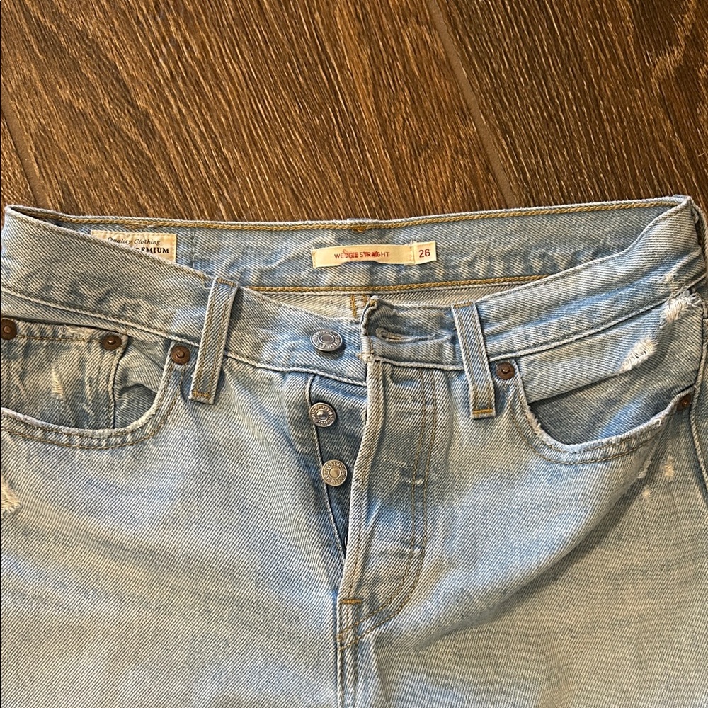 Levi Wedgie Straight 26